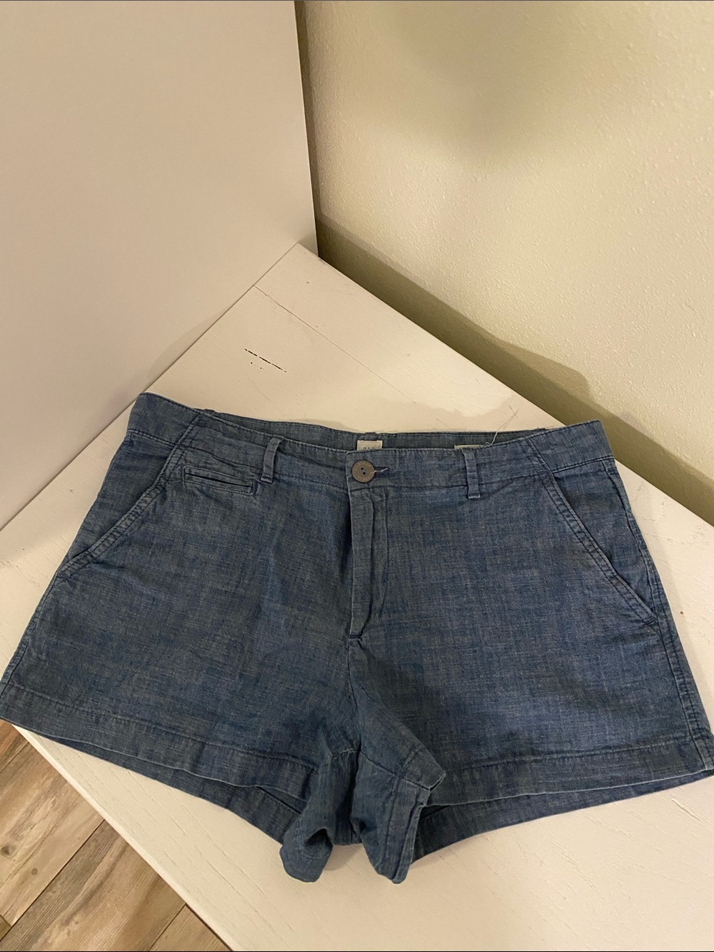 GAP Women's Chambray Shorts